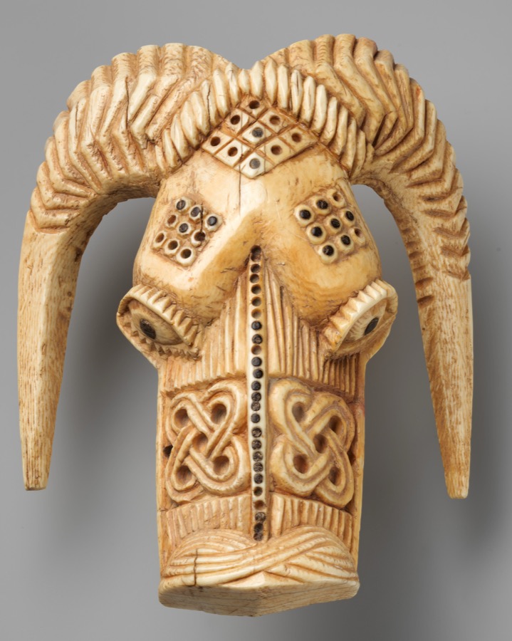 Terracotta ram head from Ife showing quatrefoil knot (Solomon Knot) patterns, 12th–14th century